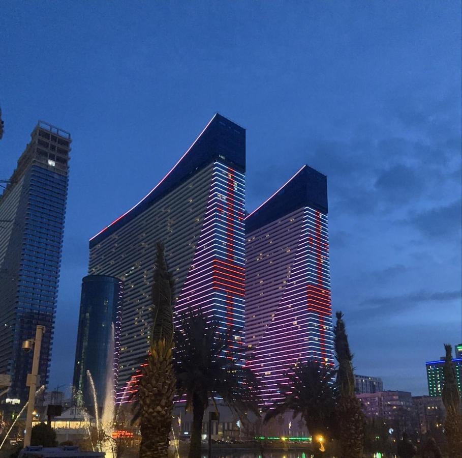 Orbi Sea View Apartment Batumi Eksteriør bilde